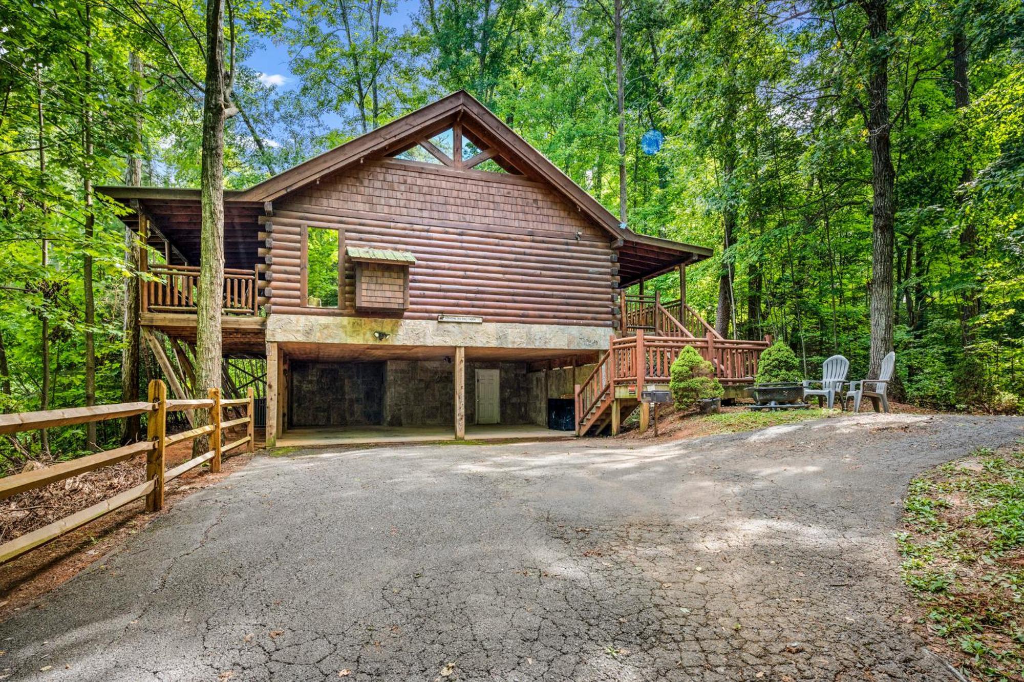 Gatlinburg Enchanted Treehouse By Stony Brook Cabins Exterior foto